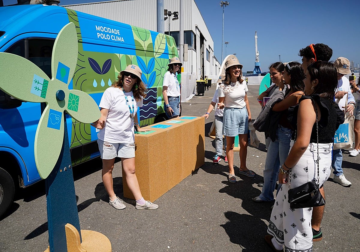 Parada de la Van polo Clima en el Morriña Fest, en La Coruña