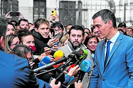 El PSOE cambia de dircom: Ana Manzano sustituye a Ion Antolín