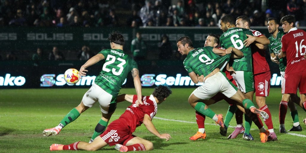 1-4: El CD Toledo lo gozó cuatro minutos y disfrutó el resto del partido