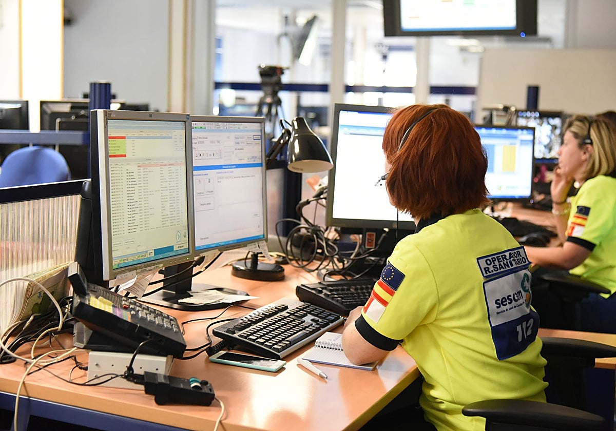 Sala del Servicio de Atención y Coordinación de Urgencias y Emergencias 112