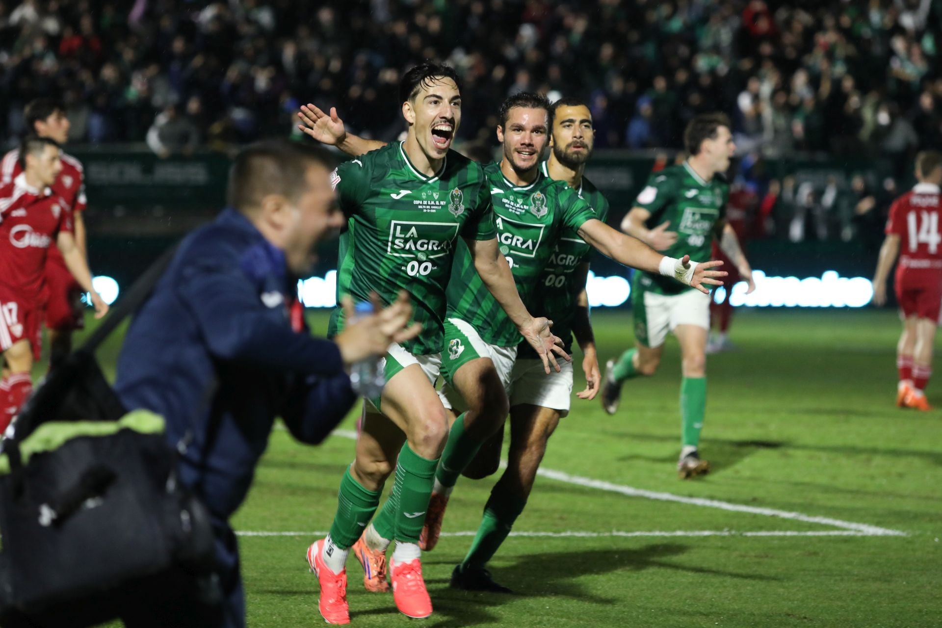 Las mejores imágenes del CD Toledo-Sevilla FC de Copa del Rey
