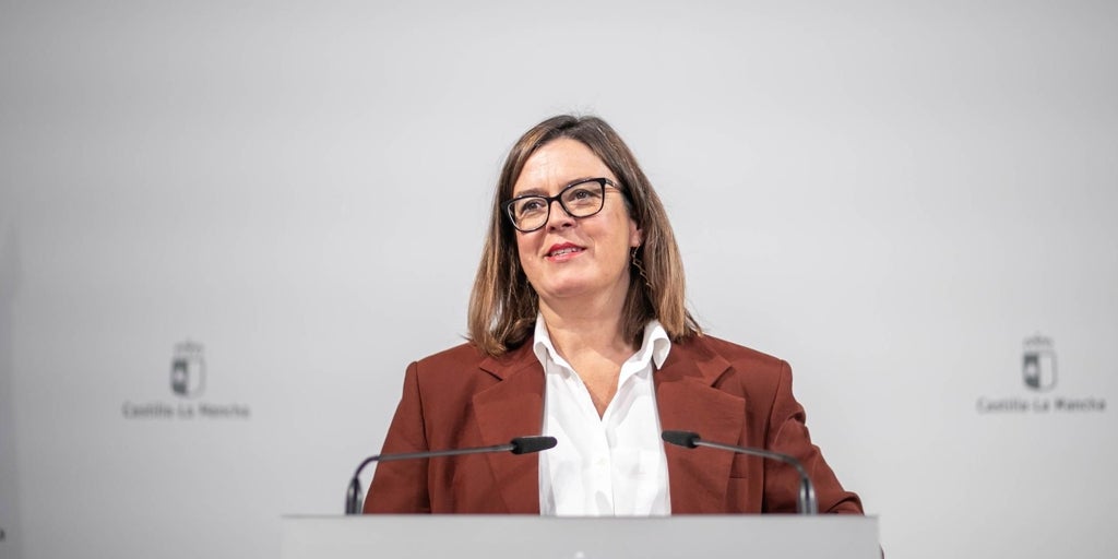 Padilla destaca el compromiso de Page con las víctimas de la dana: «En cuanto se enteró suspendió su agenda»