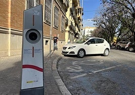 El Ayuntamiento de Córdoba adjudica a tres empresas la instalación de los nuevos puntos de recarga de coches eléctricos