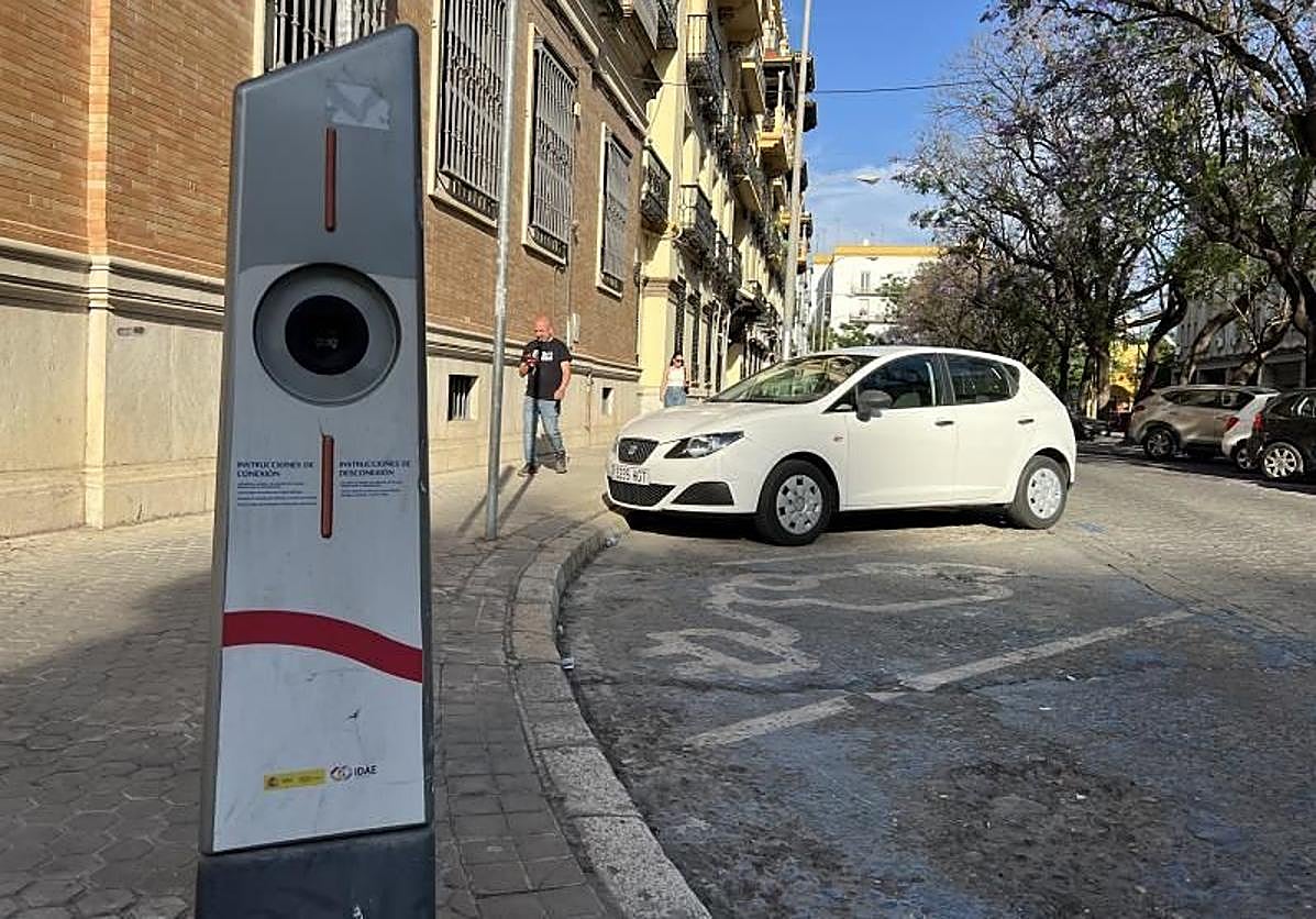 El Ayuntamiento de Córdoba adjudica a tres empresas la instalación de los nuevos puntos de recarga de coches eléctricos