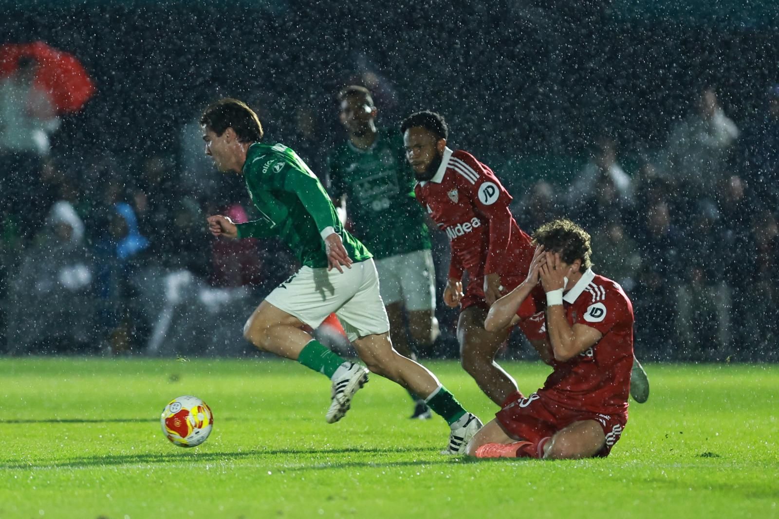 Las mejores imágenes del CD Toledo-Sevilla FC de Copa del Rey