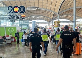 Detenida en el aeropuerto de Alicante una estafadora reclamada por las autoridades de Polonia