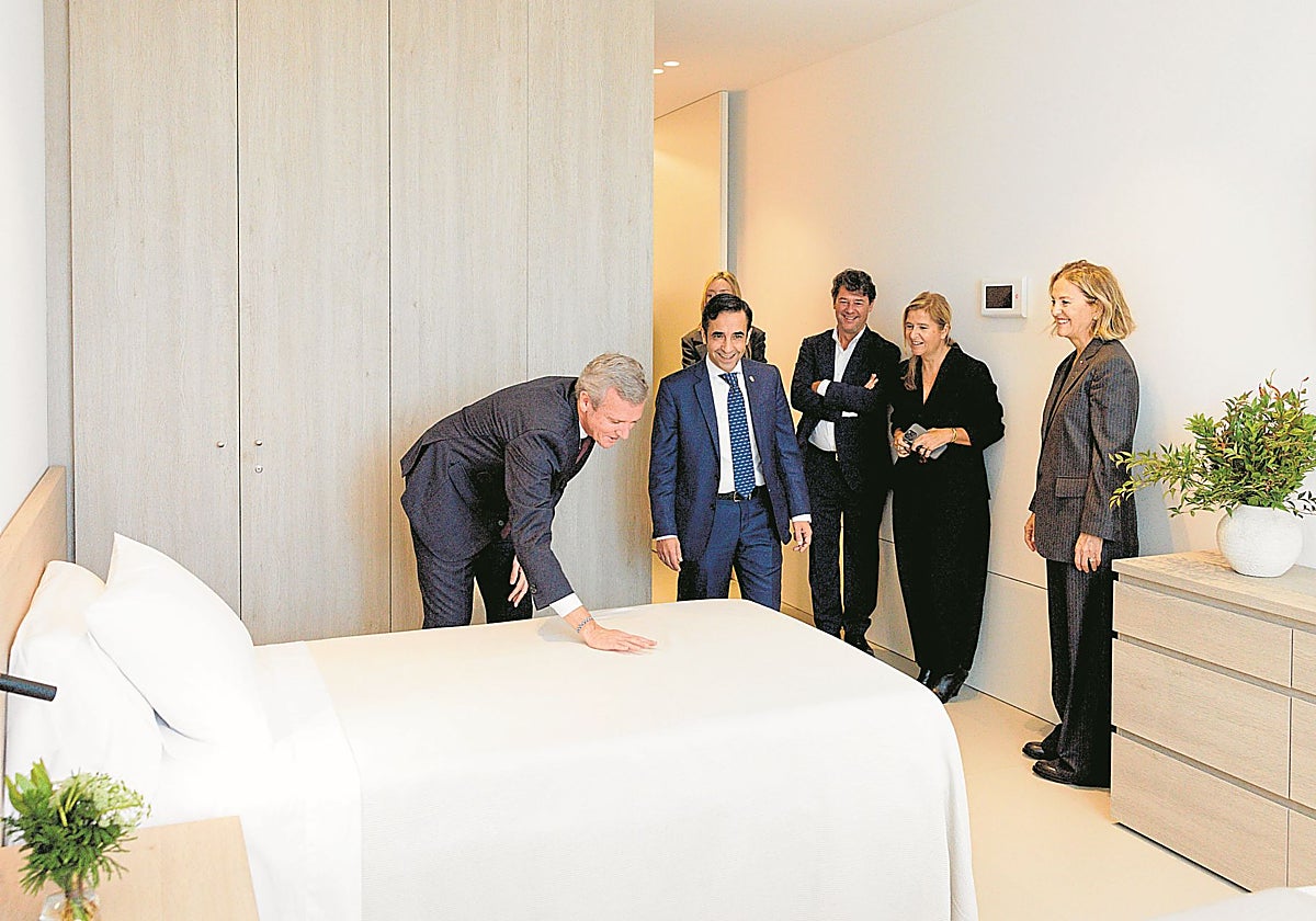 El presidente comprueba las calidades de las instalaciones