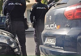 Un hombre, herido grave tras recibir dos puñaladas en una rencilla en el Centro de Granada