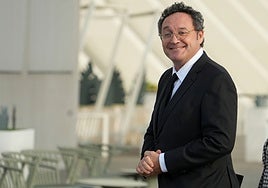 García Ortiz, blindado por el Gobierno, se aferra a la toga y se resiste a declarar desde el banquillo