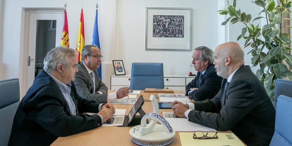 Ángel Nicolás (Cecam): «Tenemos pocas quejas de nuestro Gobierno, por no decir que no tenemos ninguna»