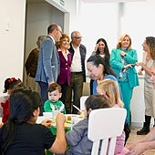 Madrid lanza ayudas de hasta 1.000 euros por nacimiento o adopción