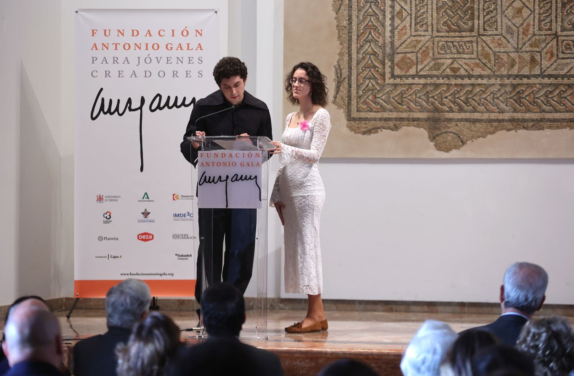 La inauguración del nuevo curso en la Fundación Gala en Córdoba, en imágenes