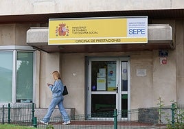 El paro gallego sube ligeramente en octubre pese al descenso anual