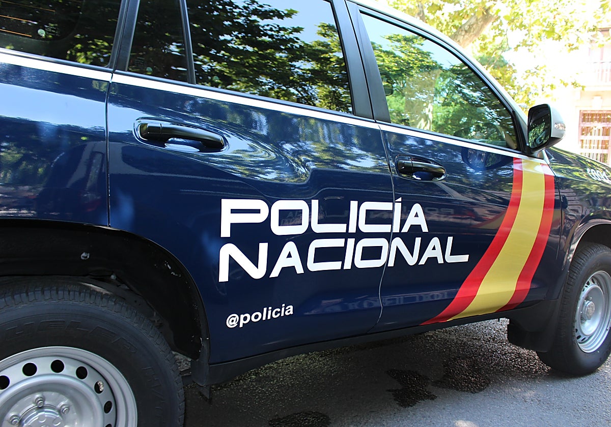 Imagen de archivo de un coche patrulla de la Policía Nacional