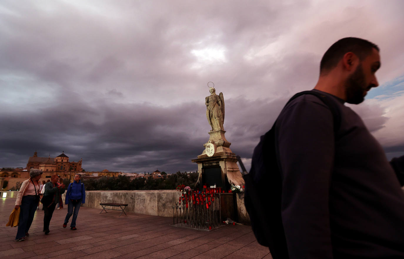 La tarde de alerta por lluvias en Córdoba que quedó en nada, en imágenes
