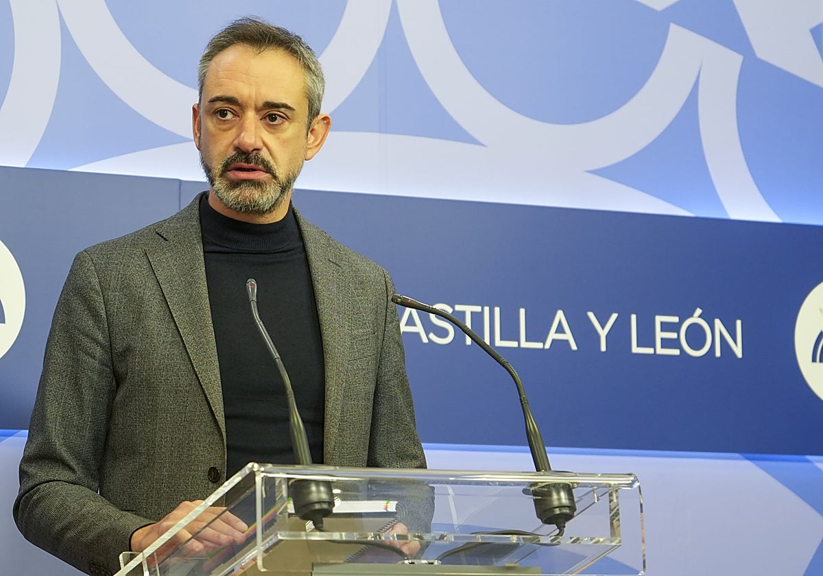 El portavoz parlamentario de Vox, David Hierro