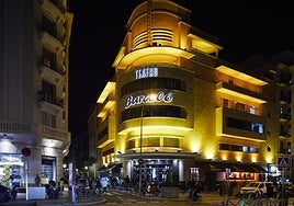 El Ayuntamiento de Madrid ordena el cierre durante un año de Teatro Barceló por exceso de aforo