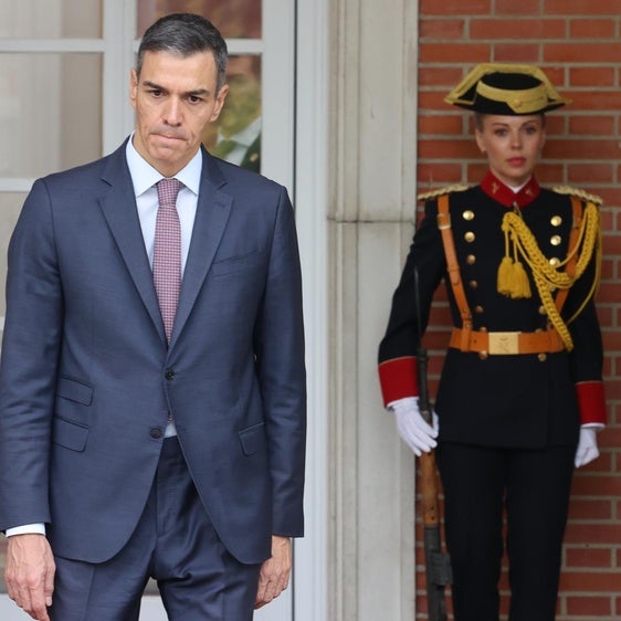 Sánchez renuncia a presentar los Presupuestos este año tras el órdago de Puigdemont