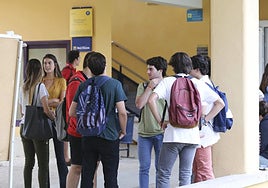 La Junta de Andalucía alcanza los 12,7 millones para la ayuda autonómica al Erasmus+ en el presupuesto de 2026
