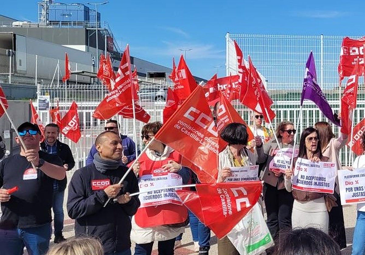Huelga en el centro logístico de Illescas