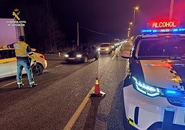 Investigada una conductora por sextuplicar la tasa de alcoholemia tras sufrir un accidente en Guadalajara