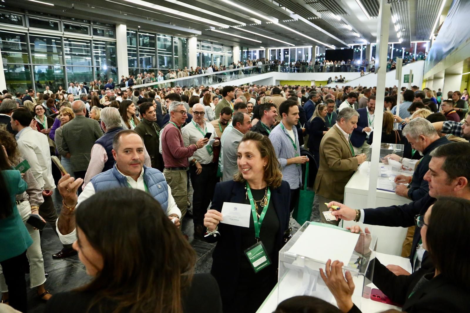 Congreso autonómico del PP de Andalucía: Juanma Moreno, reelegido presidente del PP-A con el 99,95% de los votos
