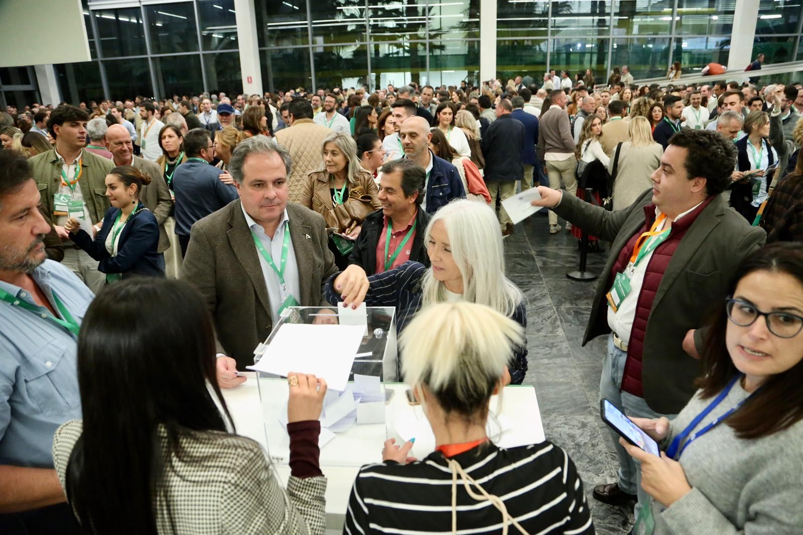Congreso autonómico del PP de Andalucía: Juanma Moreno, reelegido presidente del PP-A con el 99,95% de los votos