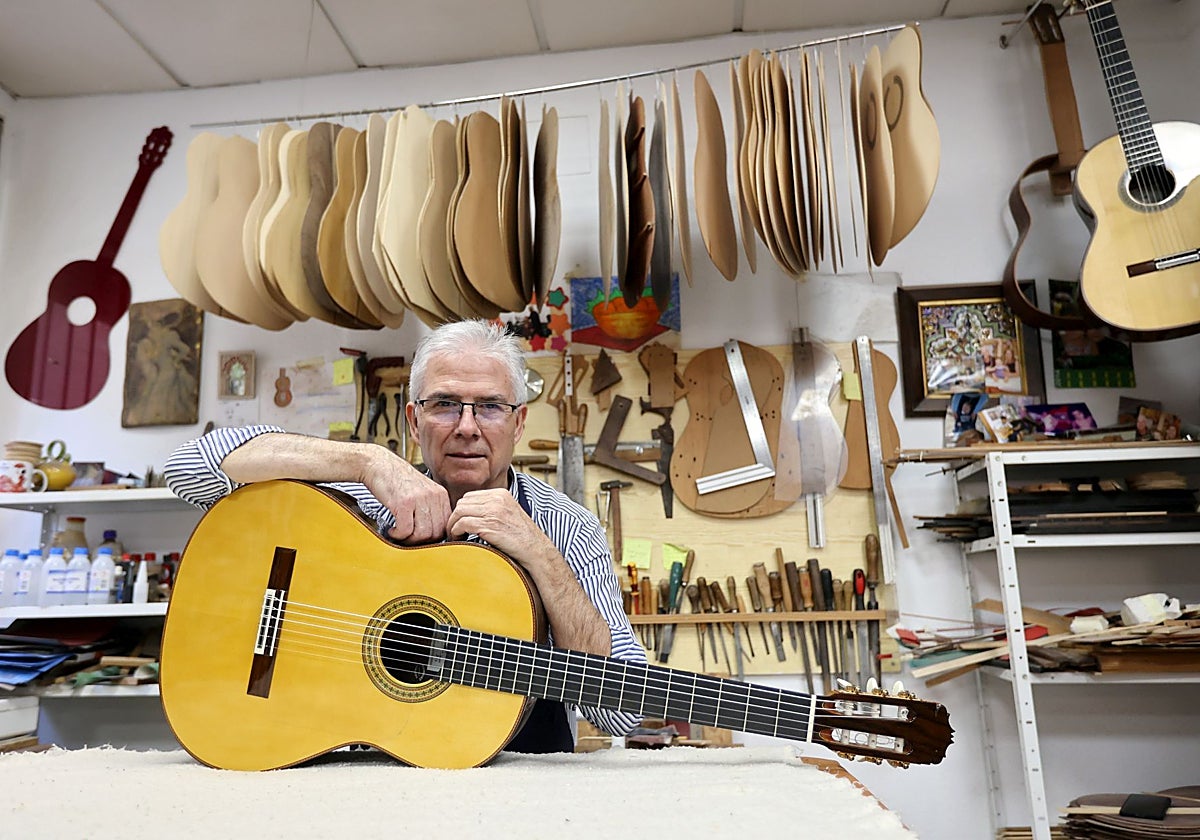 José Rodríguez, en su taller de la calle San Pablo