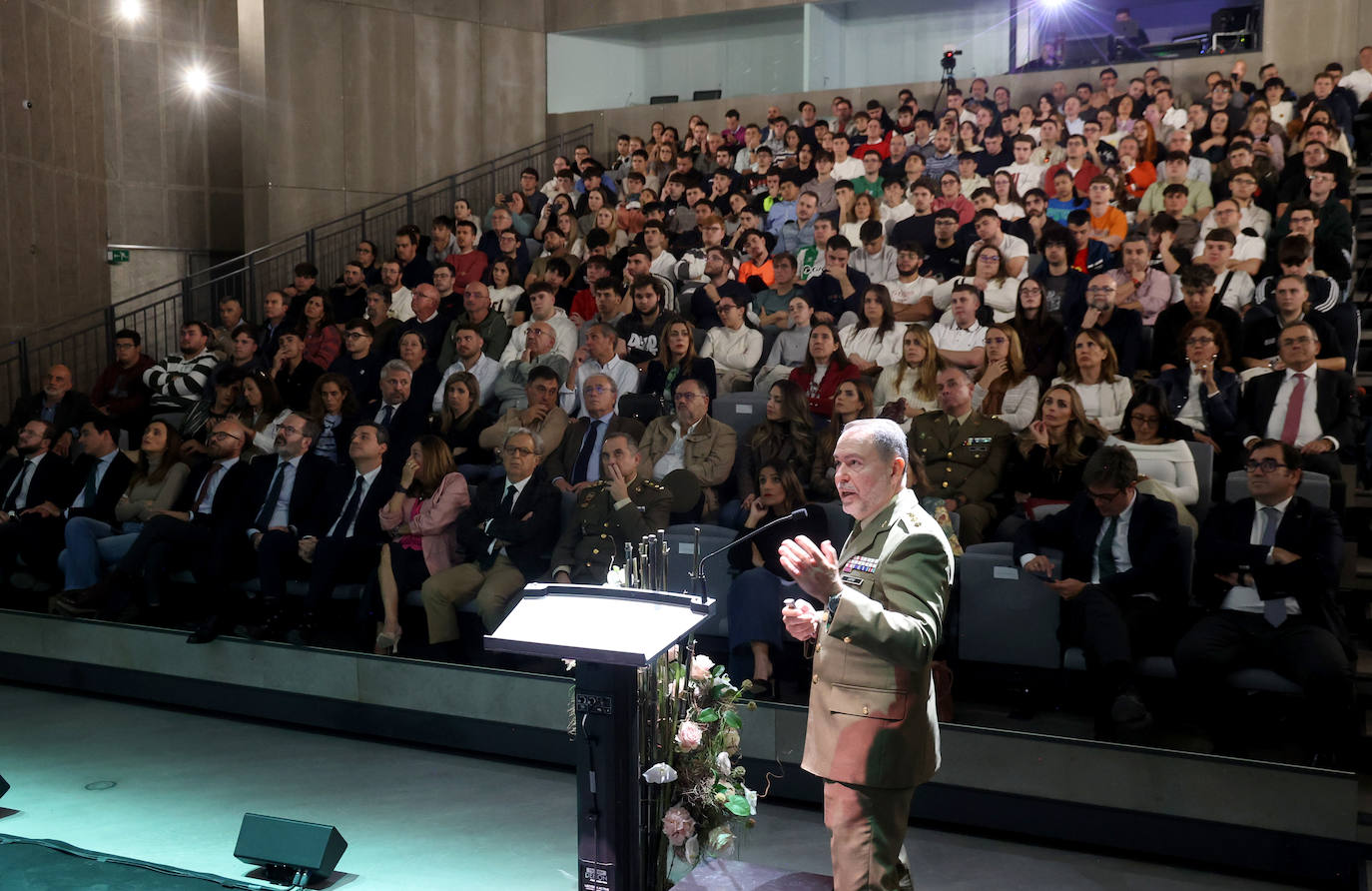 La presentación de la oferta de FP para la Base Logística de Córdoba, en imágenes