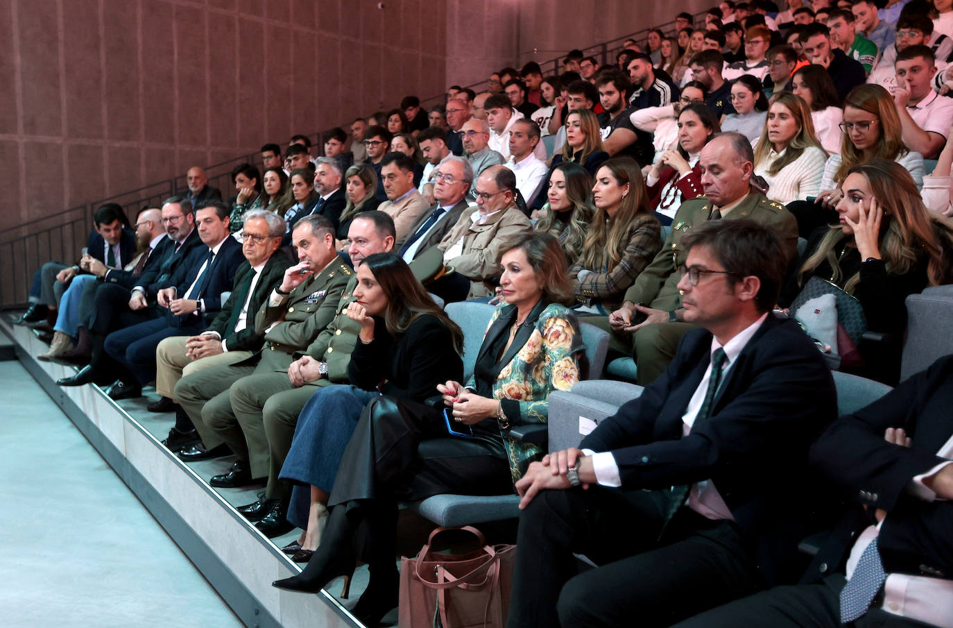 La presentación de la oferta de FP para la Base Logística de Córdoba, en imágenes