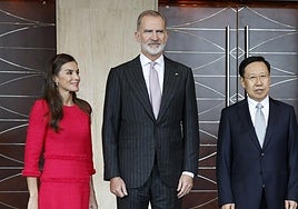 Felipe VI inicia su visita a China llamando a profundizar las relaciones comerciales