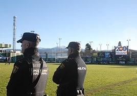 Detenidos seis ultras por agredir con botellas a seguidores del equipo rival antes del partido entre la Segoviana y el Real Ávila