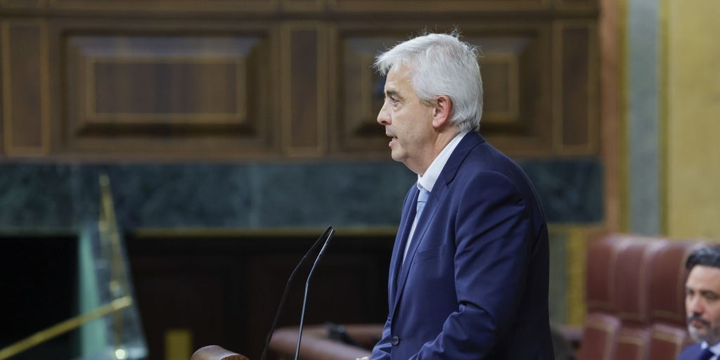 Belda (PP) niega  conchabeo  con el PP en la reforma del Estatuto: «No queremos ser más que nadie, pero tampoco menos»