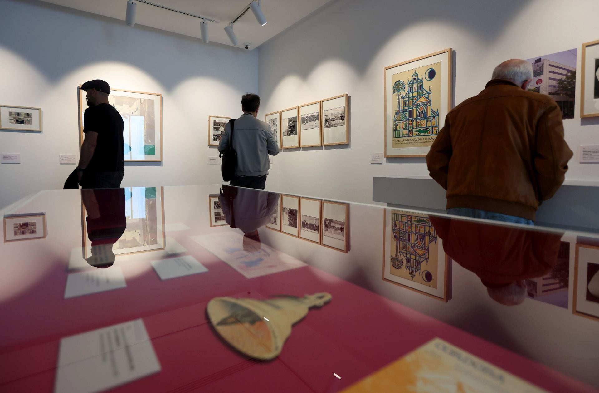 La exposición de la Córdoba de Rafael de La-Hoz, en imágenes