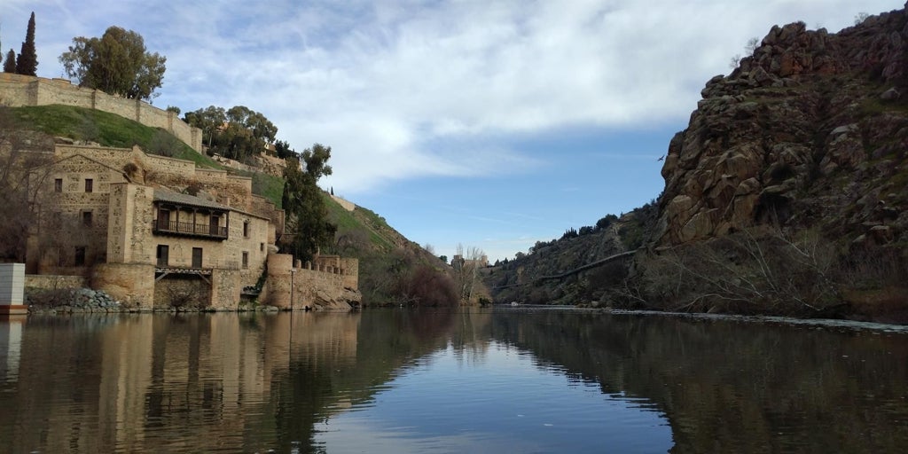 La Cátedra del Tajo cree que cambios bruscos de caudal del río van en sentido contrario a lograr el buen estado ecológico