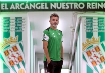 Iván Ania, entrenador centenario en el Córdoba CF este domingo y con la renovación en ciernes
