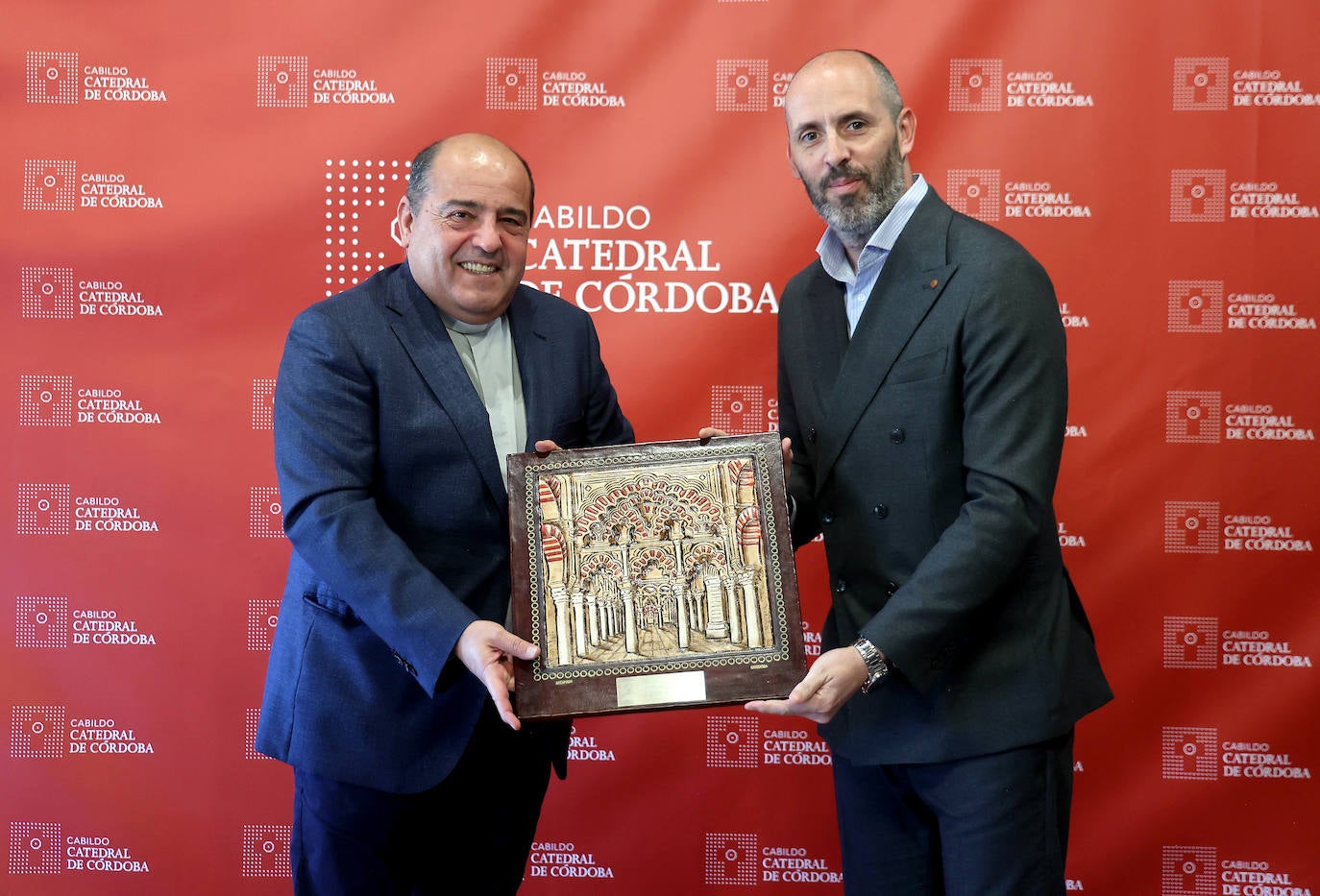 Los reconocimientos por la actuación en el incendio de la Mezquita de Córdoba, en imágenes