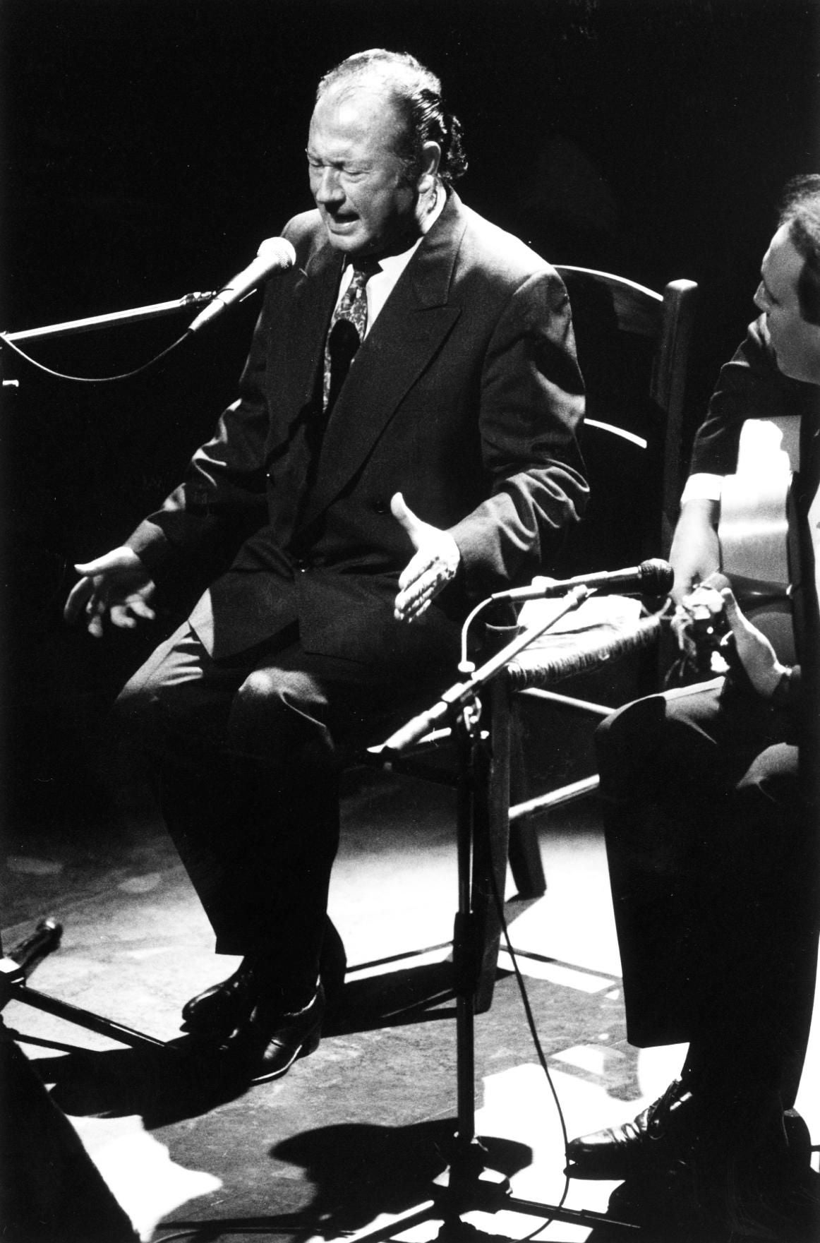 La vida y carrera artística de Fosforito, en imágenes