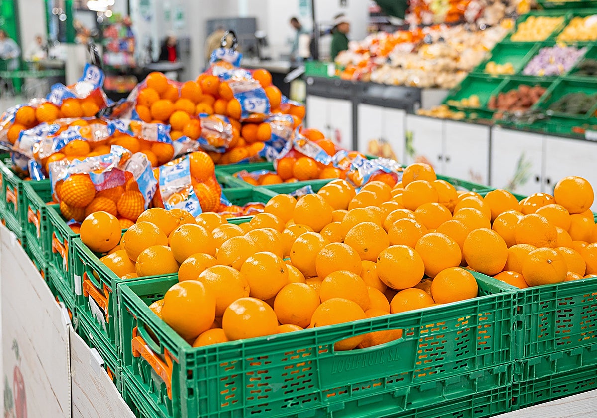 Imagen de naranjas a la venta en un supermercado de Mercadona