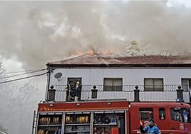 Cuatro afectados en el incendio de una vivienda en San Rafael (Segovia)