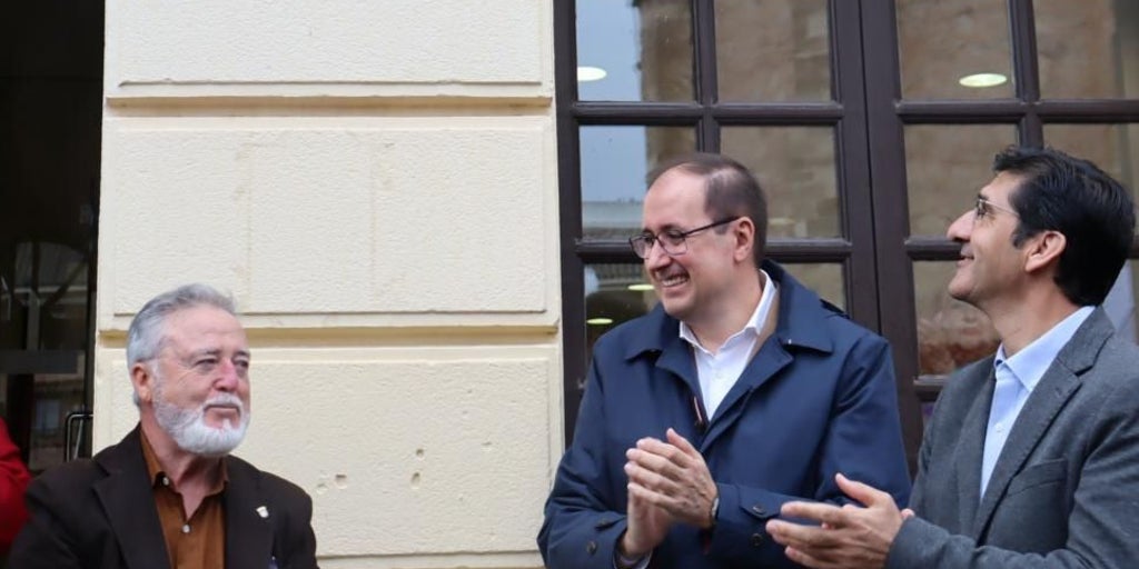 La Junta reivindica el legado de los primeros alcaldes de la democracia como Román Rivero, «gran transformador» de Miguelturra (Ciudad Real)