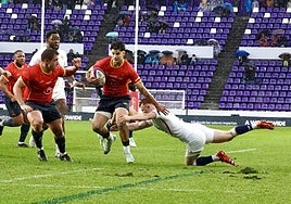 Miles de personas arropan a 'Los Leones' frente a Inglaterra en Valladolid pese a la meteorología