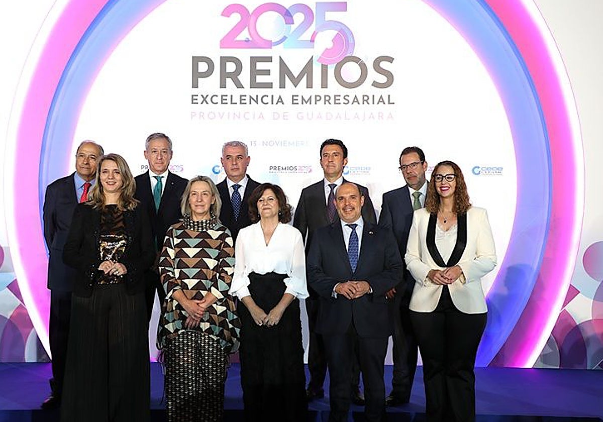 Foto de familia de los premios 'Excelencia empresarial'