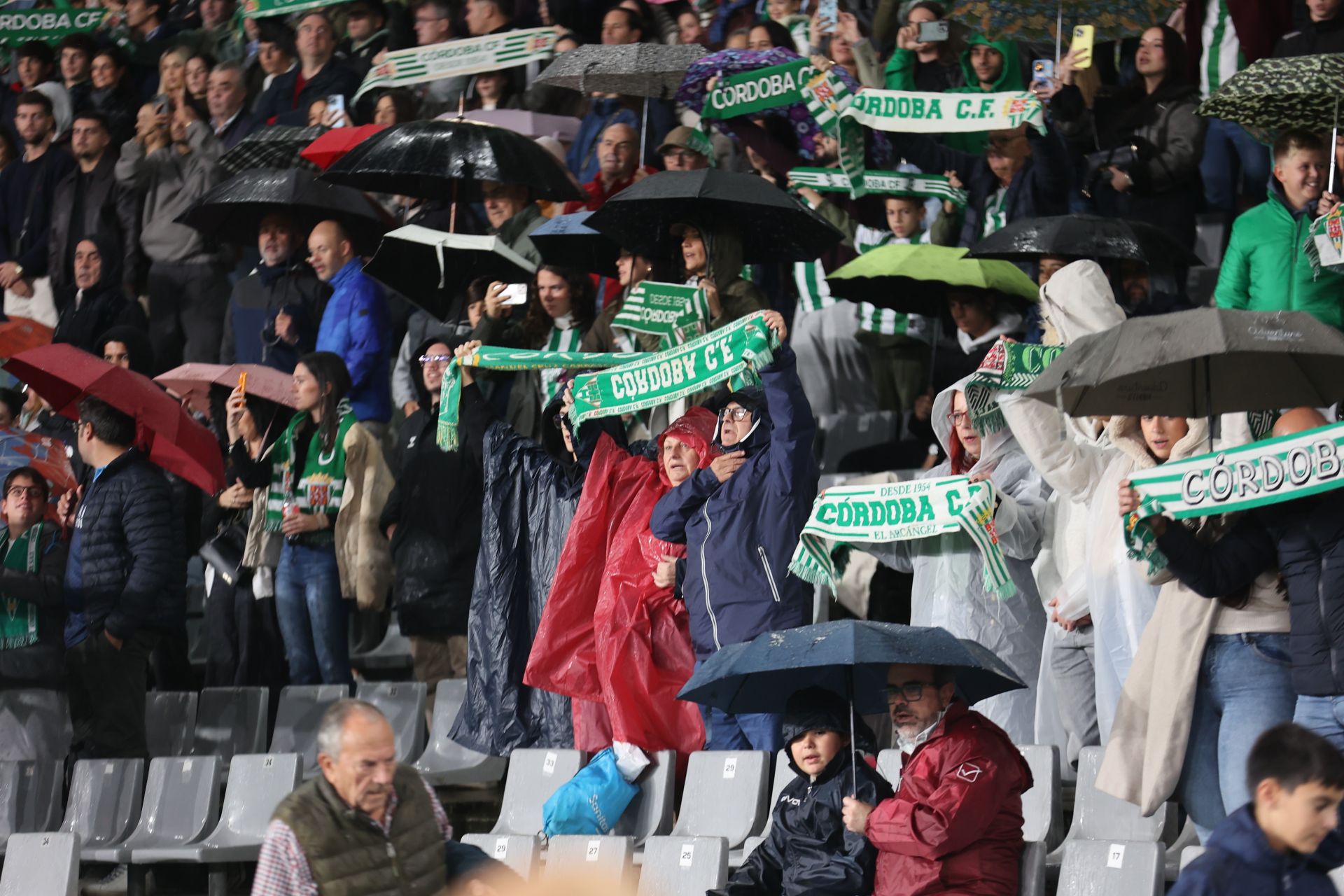 La dolorosa derrota del Córdoba ante el Deportivo, en imágenes