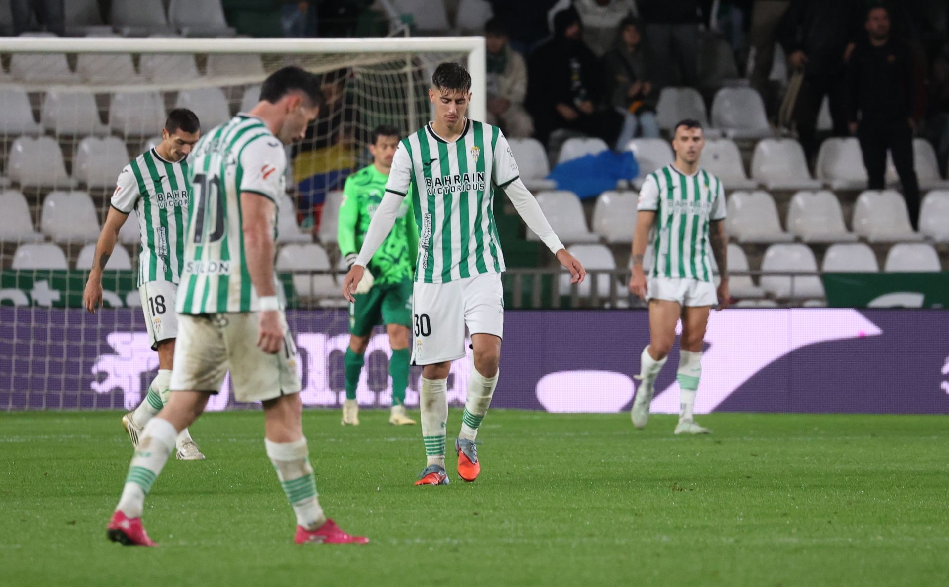 La dolorosa derrota del Córdoba ante el Deportivo, en imágenes