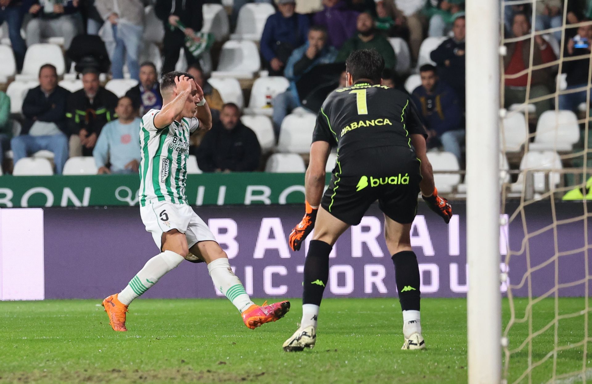 La dolorosa derrota del Córdoba ante el Deportivo, en imágenes