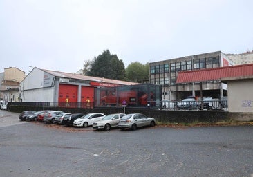 Los bomberos de Santiago señalan al Ayuntamiento tras acudir en cuadro a un incendio