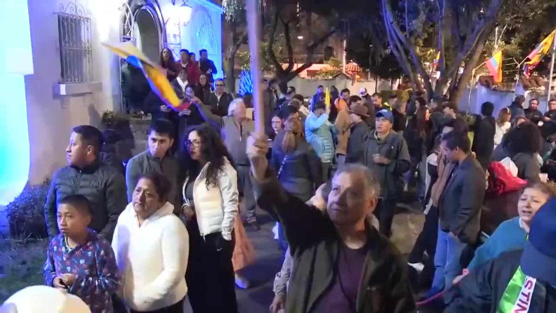 La correísta Luisa González celebra triunfo del &#039;No&#039; en referendo: &quot;Ecuador vence al odio&quot;