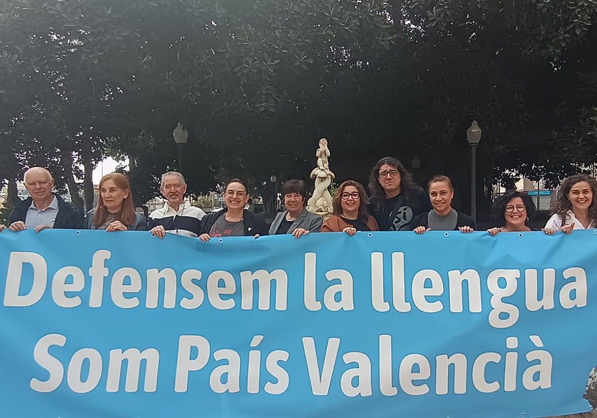 Manifestación anterior de Alacant pel Valencià en defensa de la lengua
