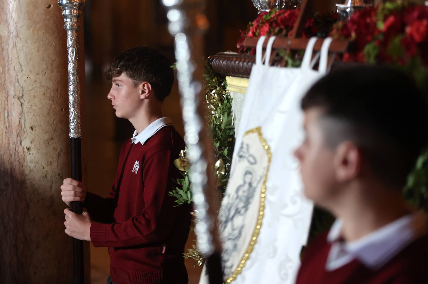 Los colegios de la Fundación Santos Mártires honran a los patronos de Córdoba en la Catedral, en imágenes